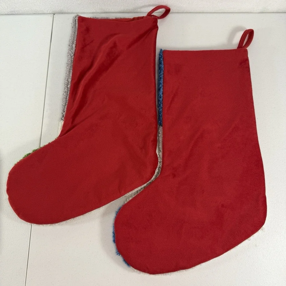 Classic Embroidered Hooked Christmas Stocking Polar Bear Scarf‎ Scarves Lot Of 2